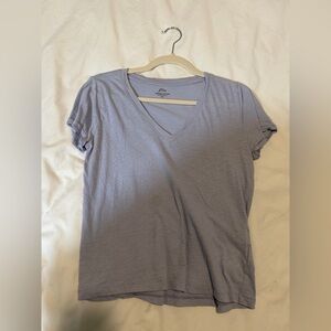 ☀️🌴 J. Crew Soft Lavender V-Neck Short Sleeve Tee